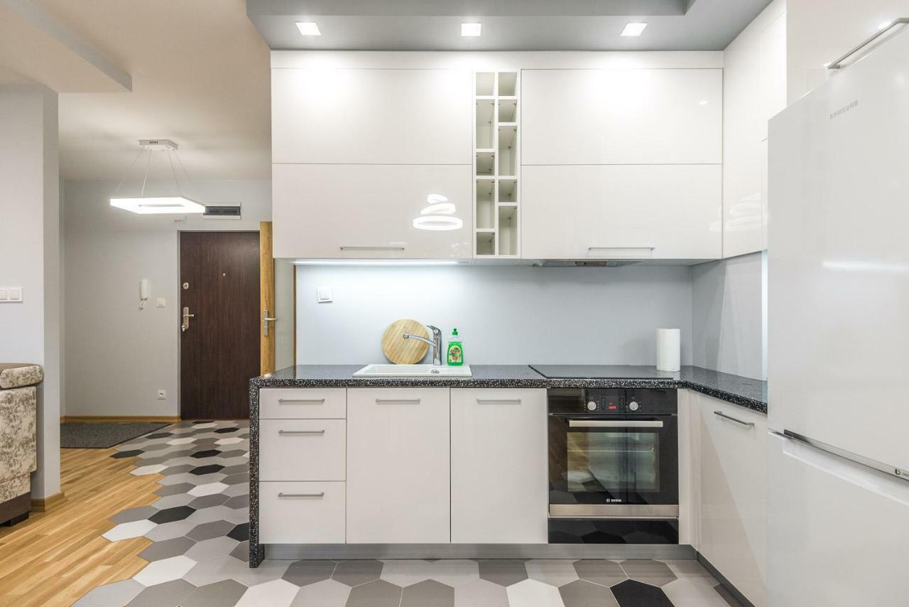 Apartament 48M W Centrum Grojca Grojec  Ngoại thất bức ảnh
