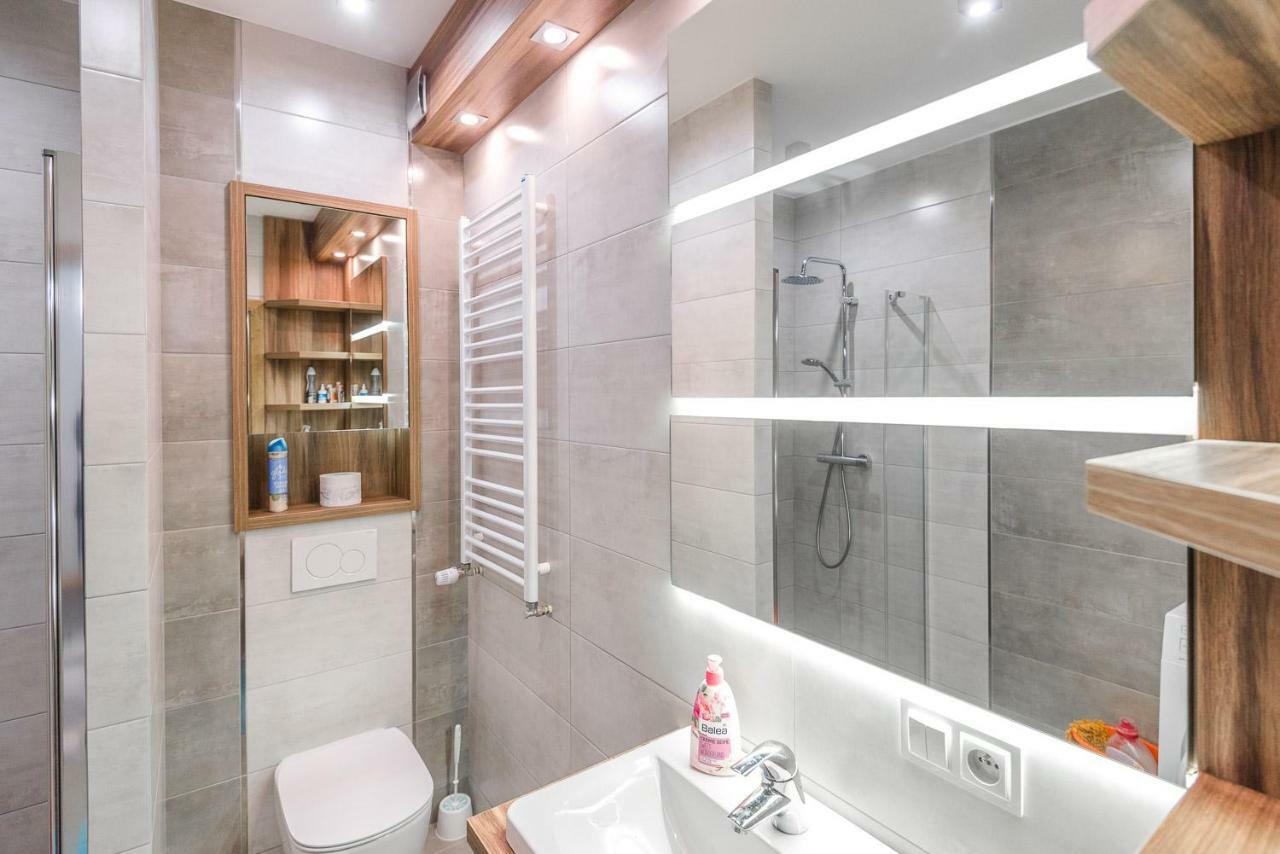 Apartament 48M W Centrum Grojca Grojec  Ngoại thất bức ảnh